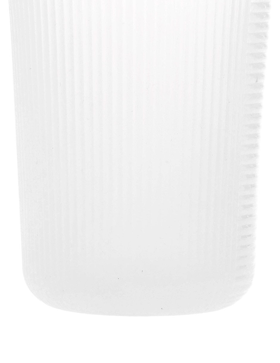 Vaso de agua de vidrio