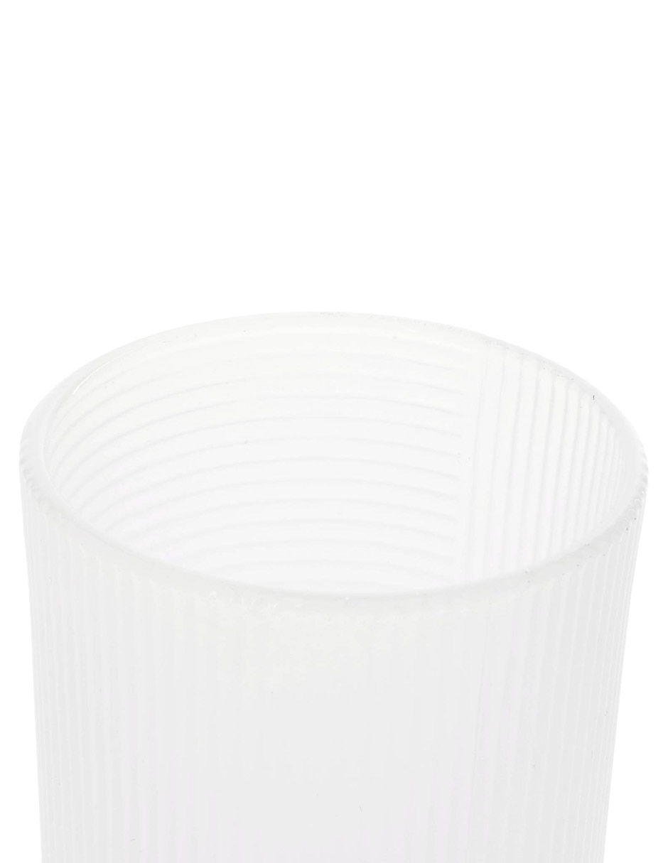 Vaso de agua de vidrio